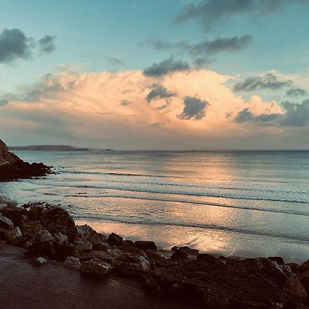 Une terrasse sur la mer Crozon Esterno foto