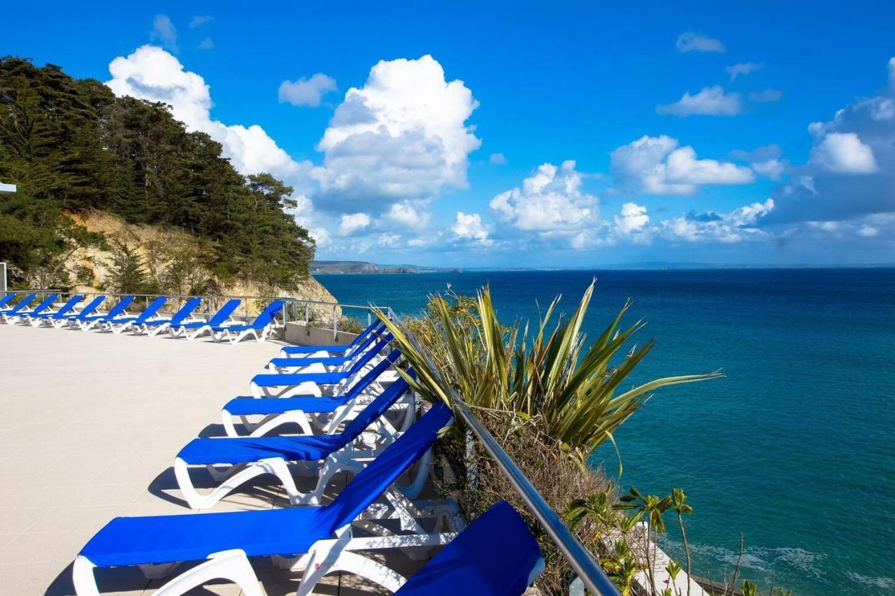 Une terrasse sur la mer Crozon Esterno foto